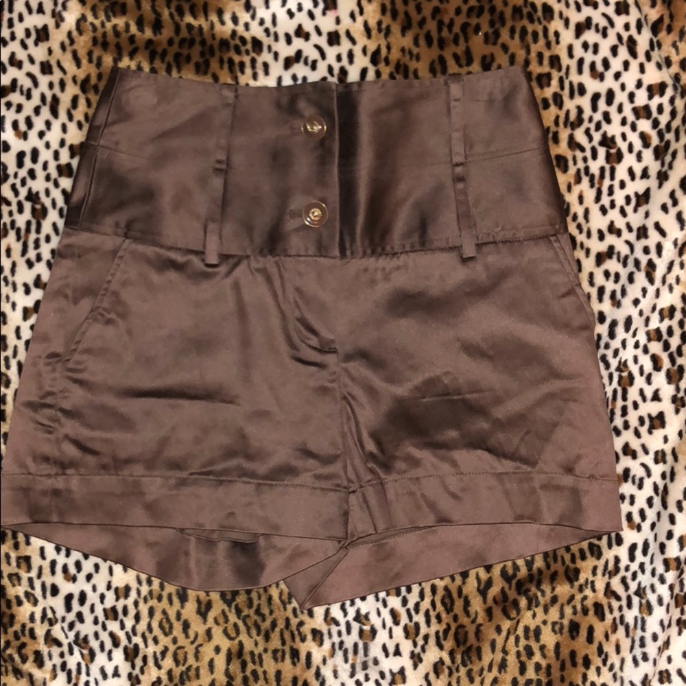 Arden B high waisted shorts small brown gold